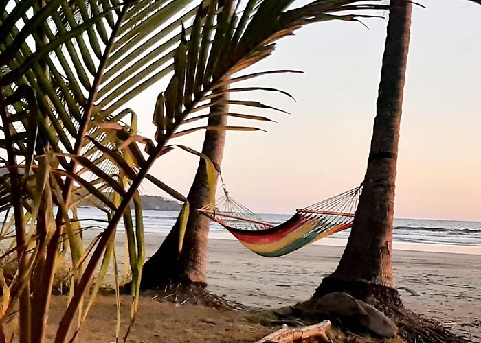 Apartamento Down By The Sea, The Beachfront & Puerto Coyote