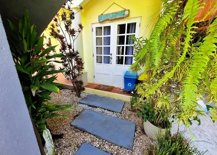 Apartamento Down By The Sea, The Beachfront & Puerto Coyote