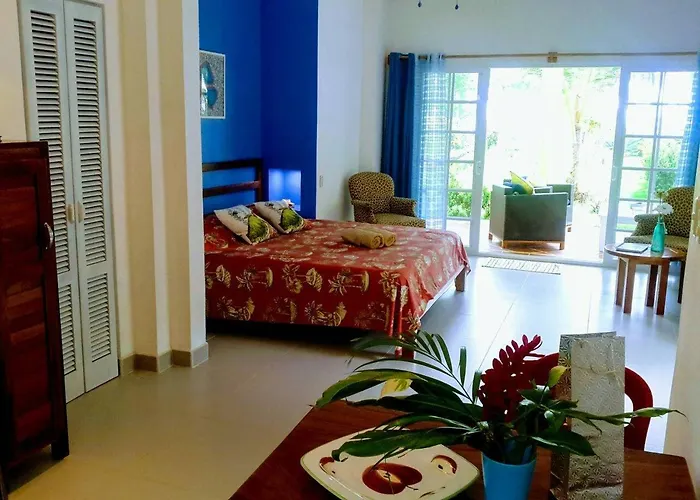 Apartamento Down By The Sea, The Beachfront & Puerto Coyote